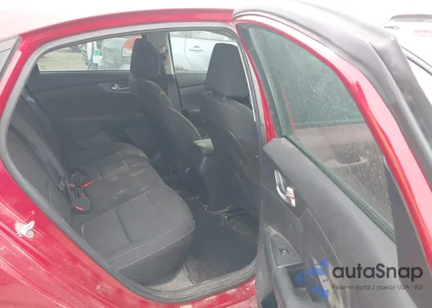 2021 Kia Forte Lxs из США, поврежденный, VIN 3KPF24AD0ME275765